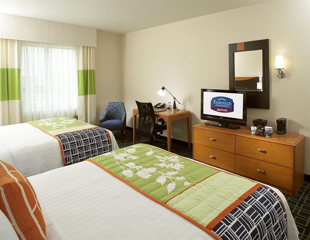 Fairfield Inn & Suites By Marriott Dallas Plano דה קולוני מראה חיצוני תמונה