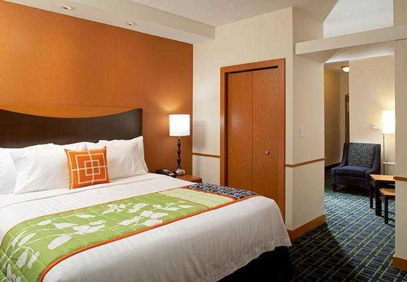 Fairfield Inn & Suites By Marriott Dallas Plano דה קולוני מראה חיצוני תמונה